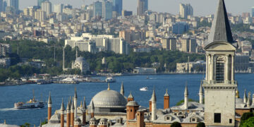 Ev Satıldığında Kiracı Çıkmak Zorunda mı?